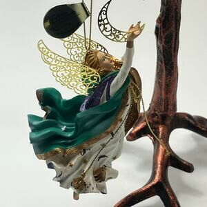 Ashton-Drake Golden Gifts of Angels Sweet Dreams Heirloom Ornament 6.5" Hanging